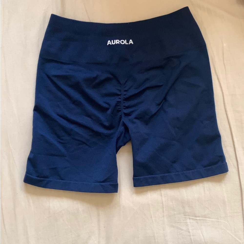 Aurola Shorts